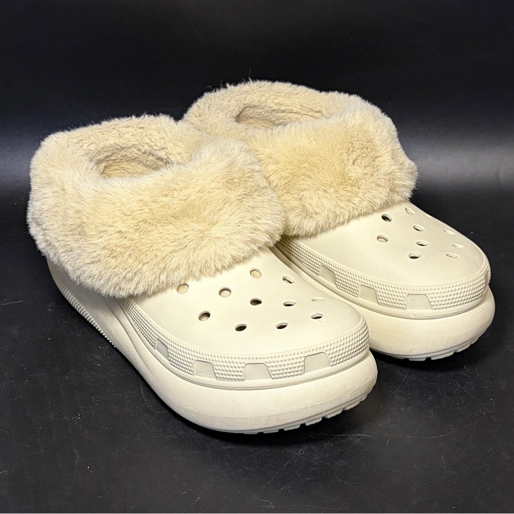 CROCS Women's Off-White Fleece-Lined Mules